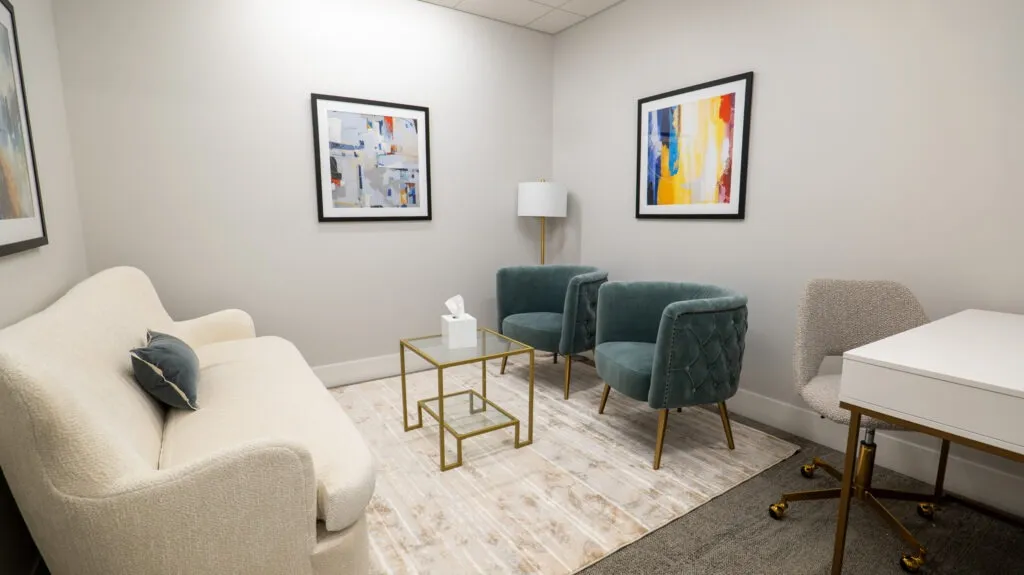 Khospace Boca Raton interior 1